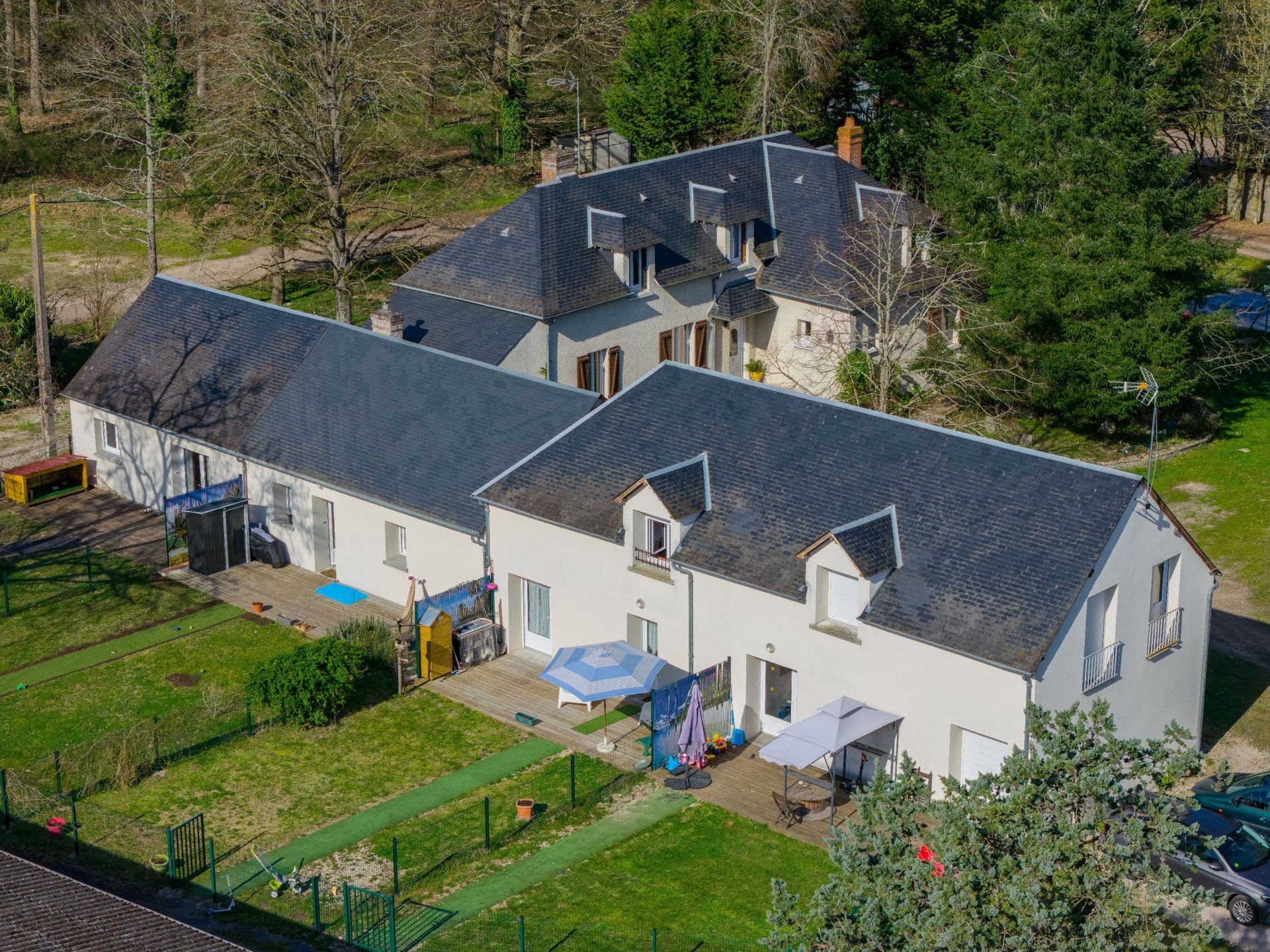 propriété 10 Pièces en vente sur COURMEMIN (41230)