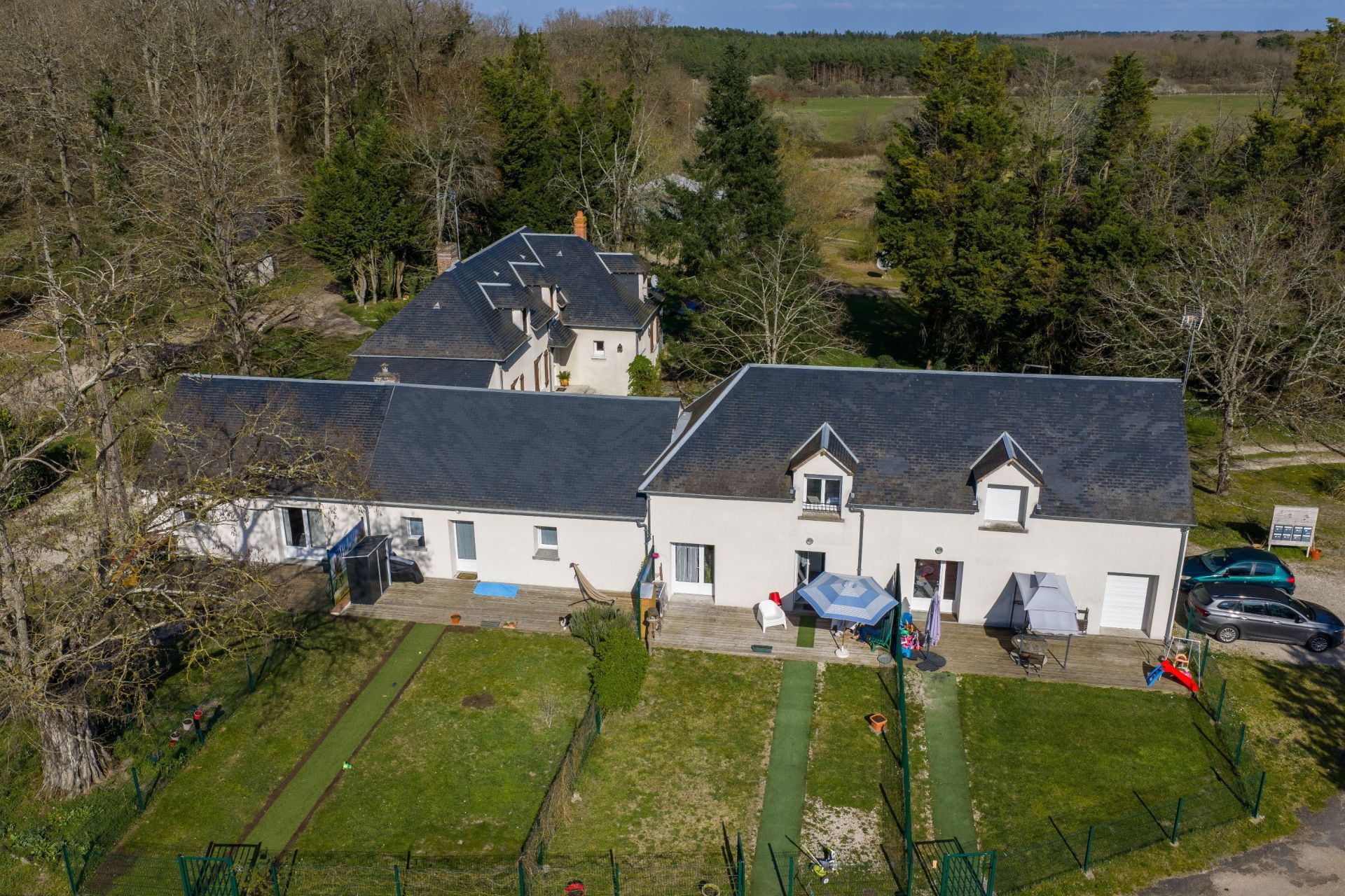 propriété 10 Pièces en vente sur COURMEMIN (41230)