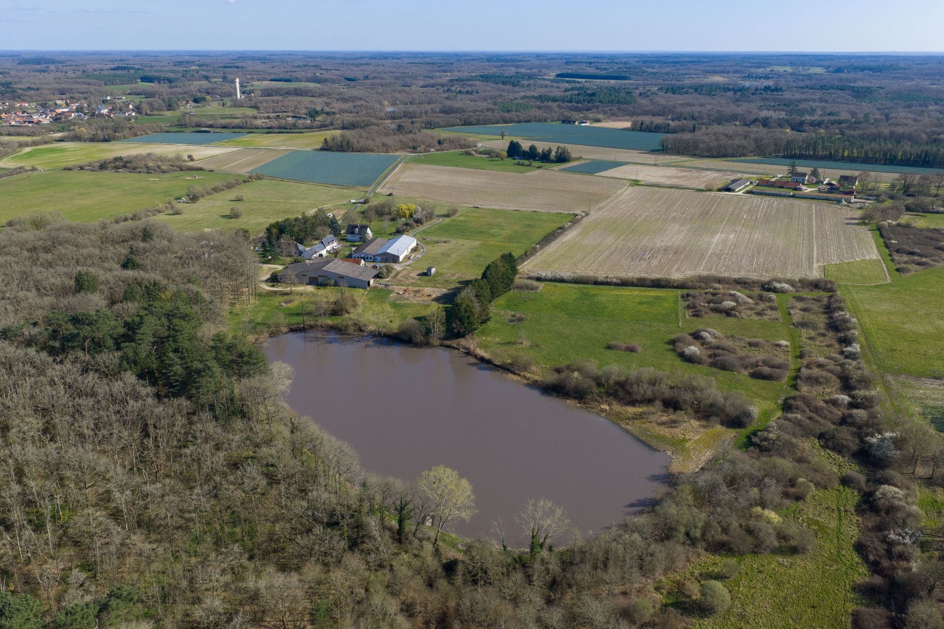 propriété 10 Pièces en vente sur COURMEMIN (41230)