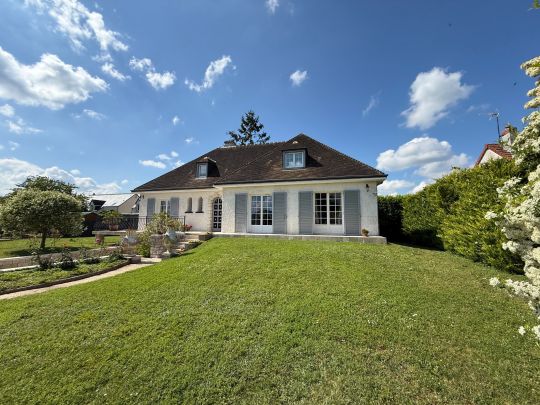 Vente Maison La Chaussée-Saint-Victor 6&nbsp;Pièces 190&nbsp;m²