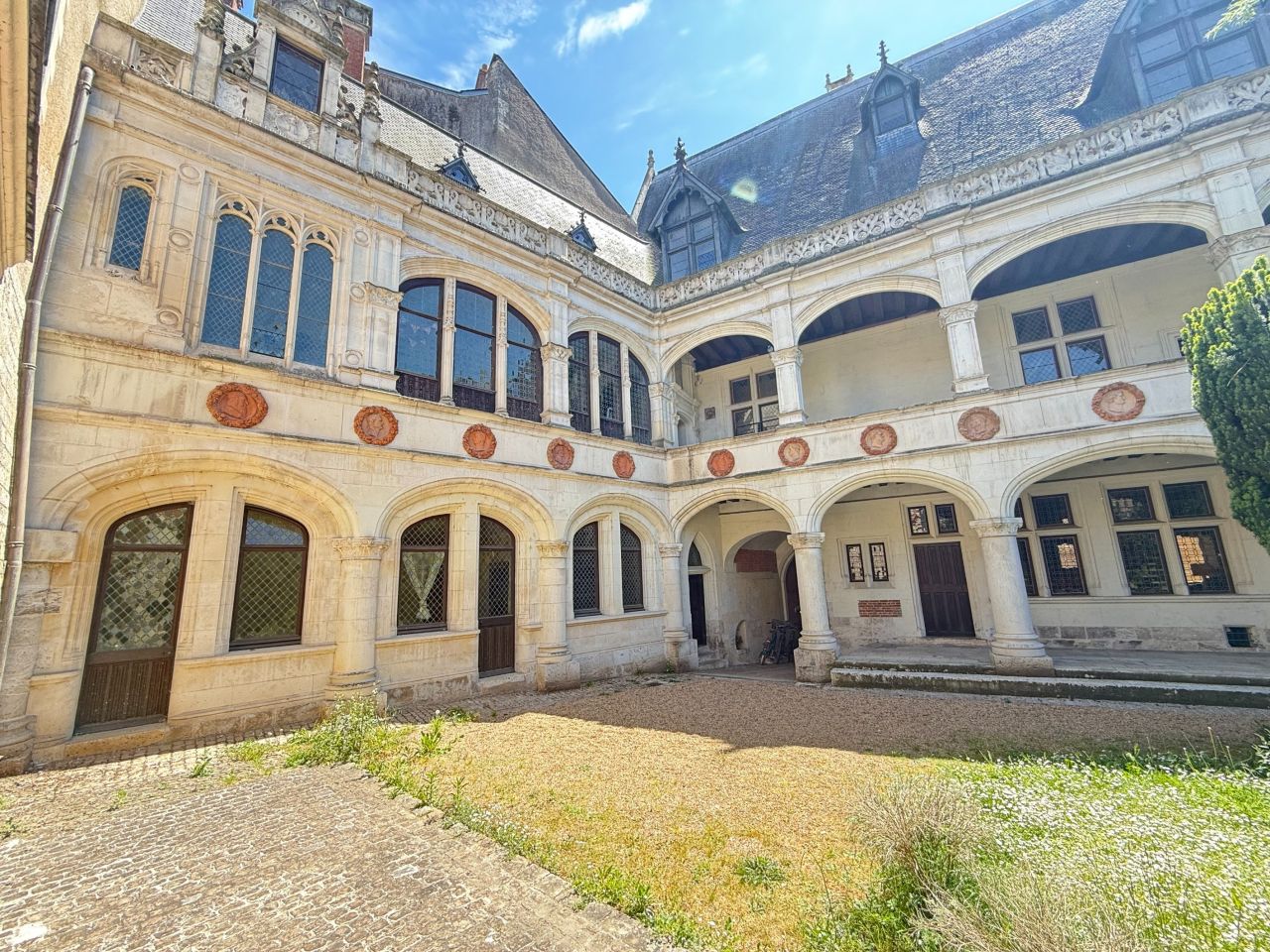 Vente Appartement Blois 3 Pièces 105 m²