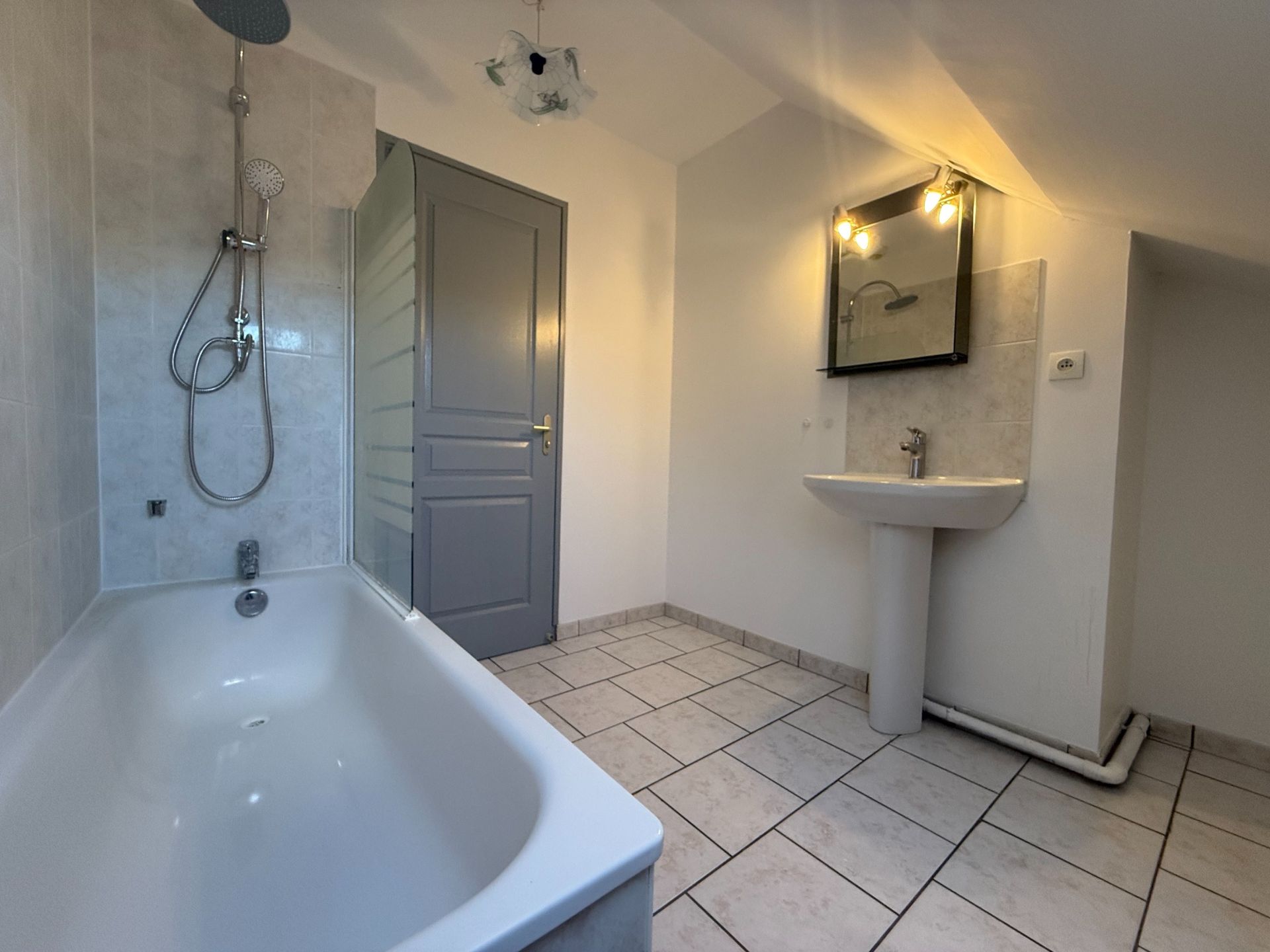 Vente Maison La Chaussée-Saint-Victor 4 Pièces 87.6 m²