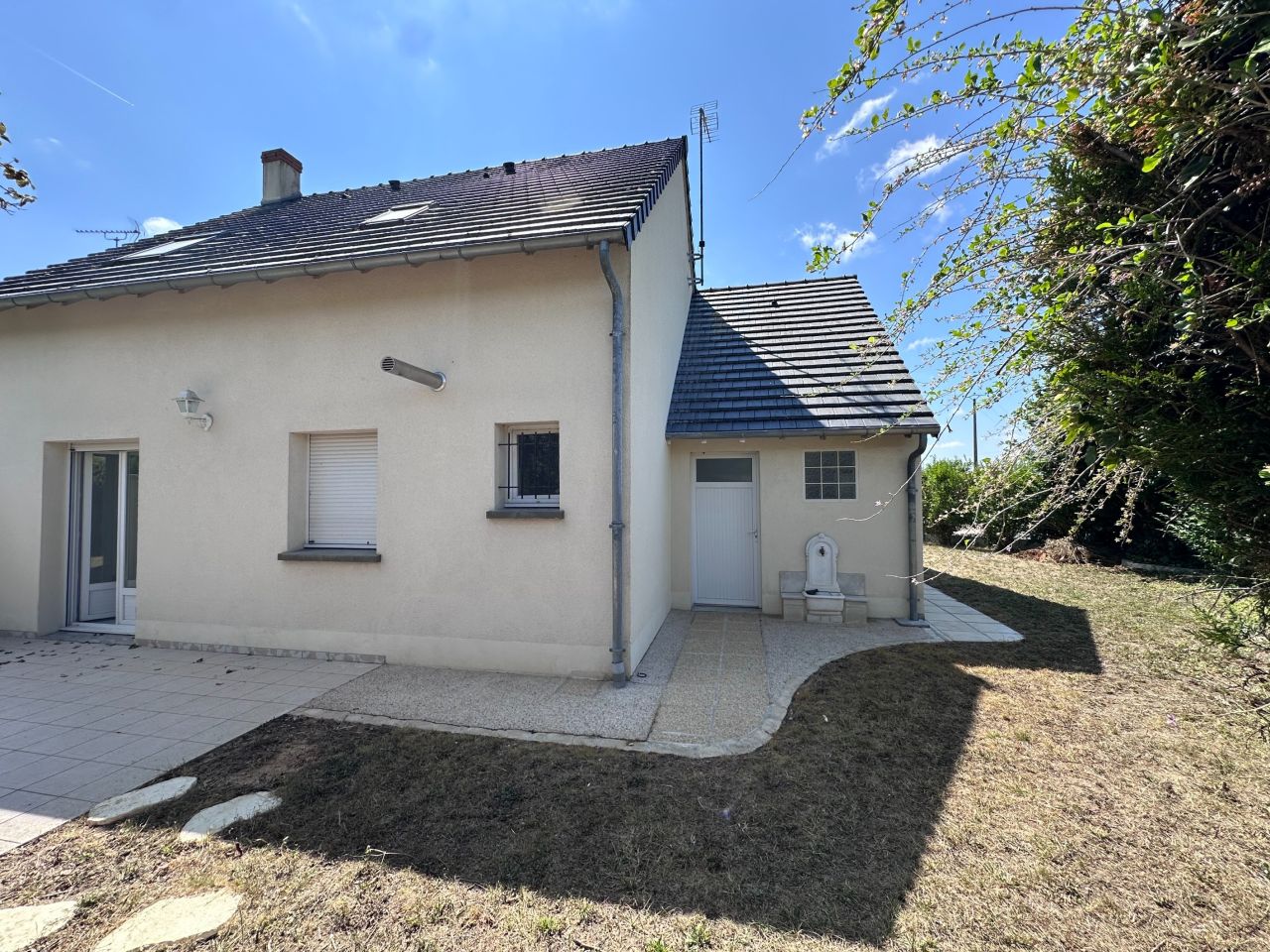 Vente Maison La Chaussée-Saint-Victor 4&nbsp;Pièces 87.6&nbsp;m²