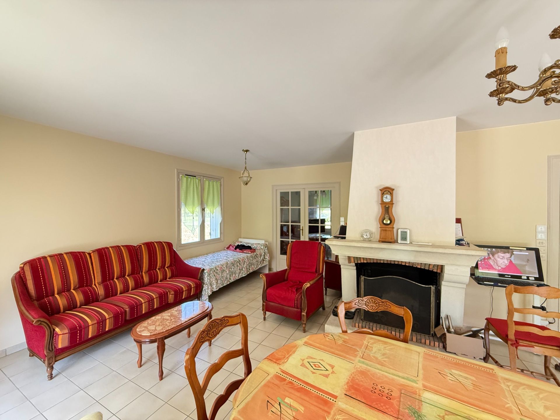 maison 4 Pièces en vente sur CHEVERNY (41700)